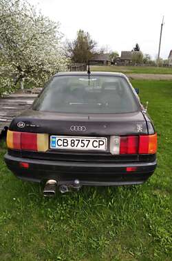 Седан Audi 80 1991 в Вараше