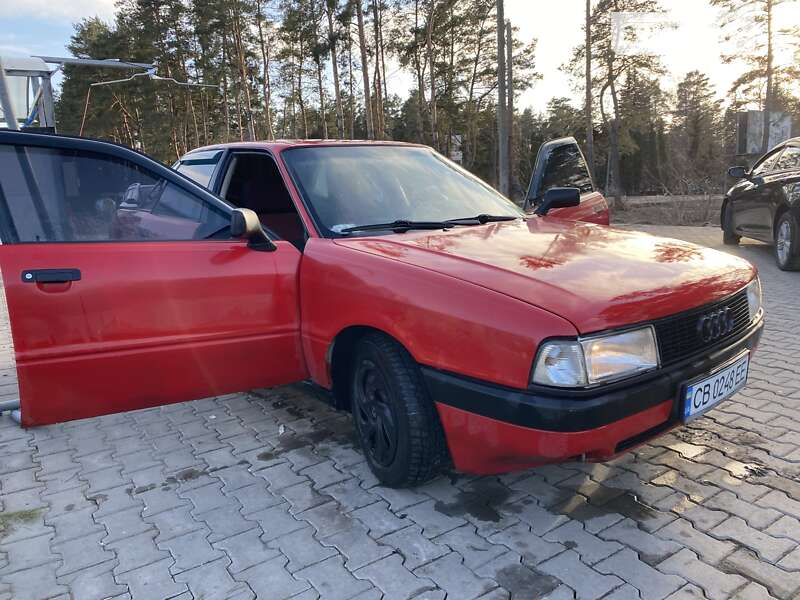 Седан Audi 80 1989 в Глухове