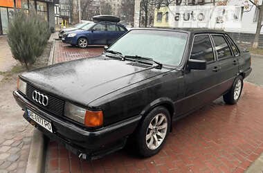 Седан Audi 80 1986 в Днепре