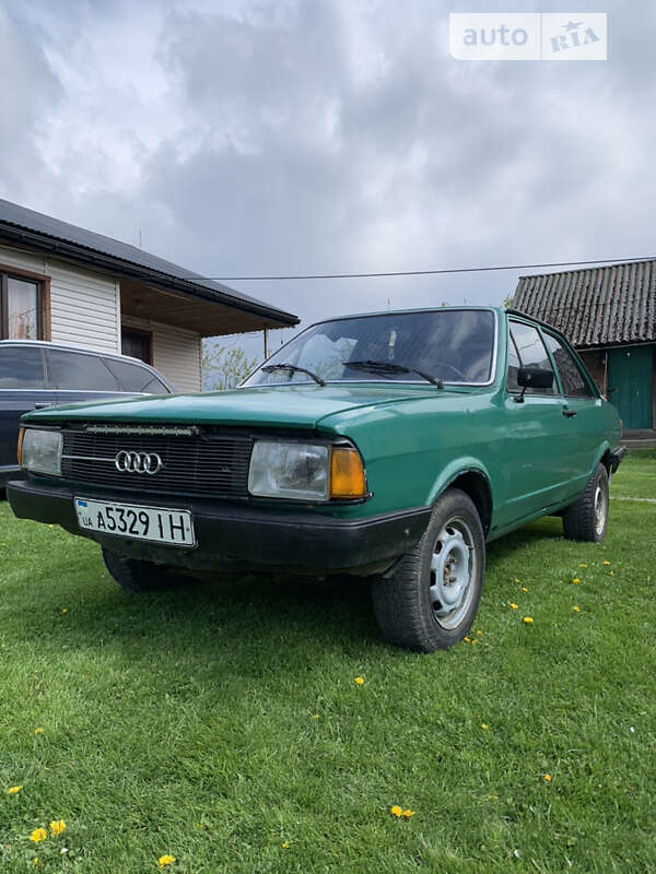 Седан Audi 80 1977 в Яворове