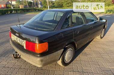 Седан Audi 80 1988 в Иваничах
