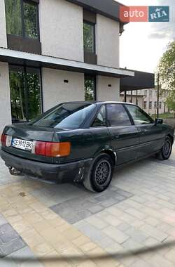 Седан Audi 80 1987 в Черновцах