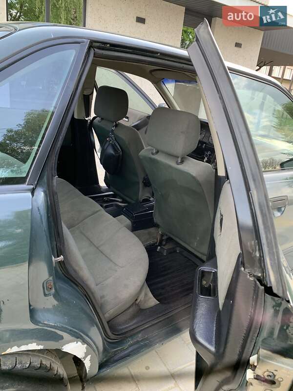 Седан Audi 80 1987 в Чернівцях фото 4 Седан Audi 80 1987 в Чернівцях