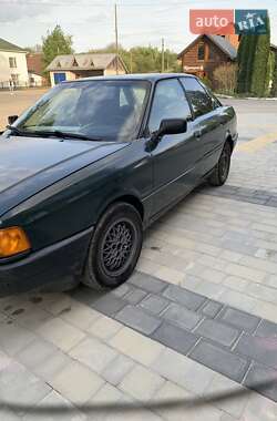 Седан Audi 80 1987 в Черновцах