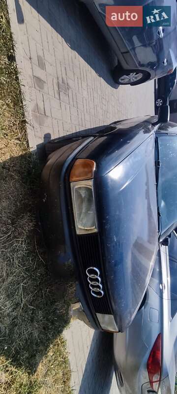 Седан Audi 80 1990 в Звягеле