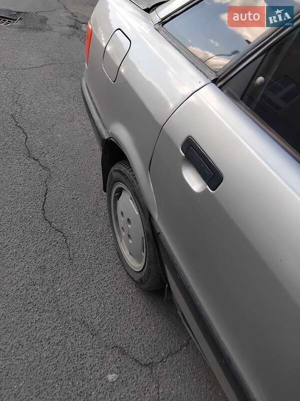 Седан Audi 80 1988 в Ужгороде