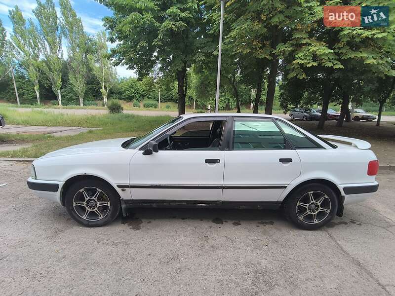 Седан Audi 80 1993 в Запоріжжі