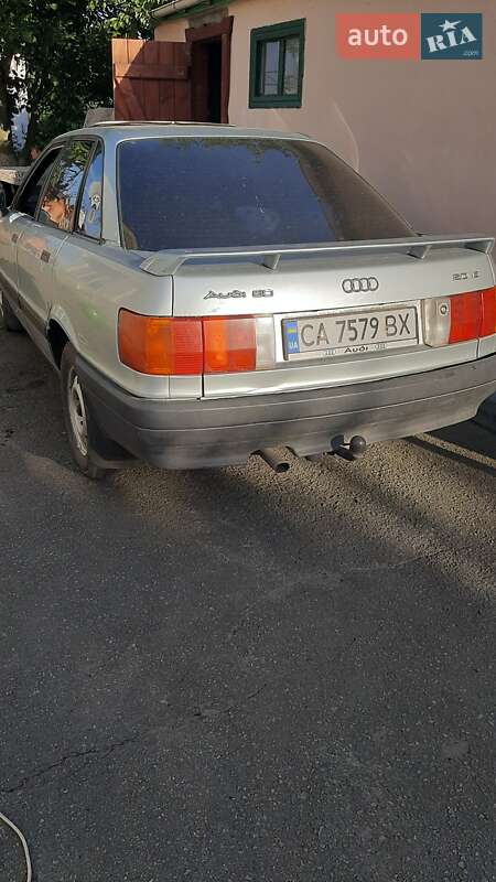 Седан Audi 80 1990 в Черкассах