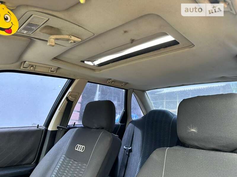 Седан Audi 80 1990 в Хотине