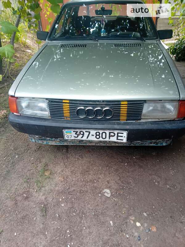 Седан Audi 80 1986 в Виноградове