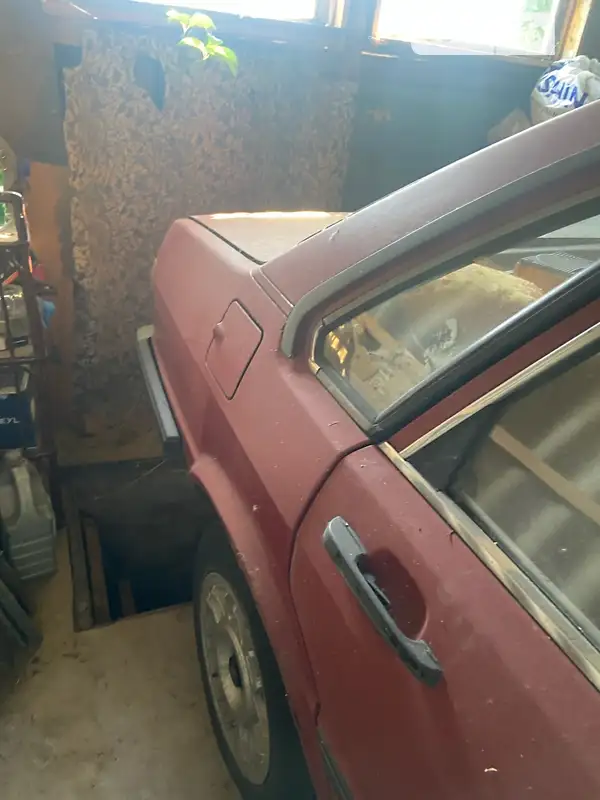 Audi 80 1983 VIN WAUZZZ81ZDA145484 фото оголошення 4 з 33