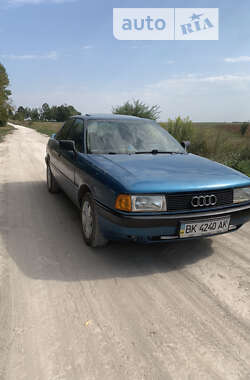 Седан Audi 80 1987 в Вишнівці