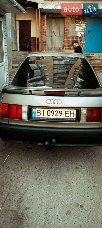 Седан Audi 80 1987 в Полтаве