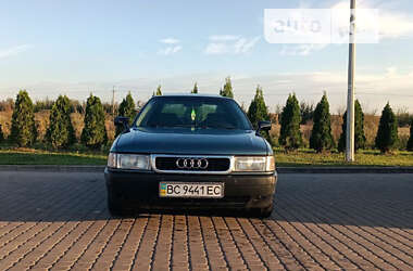 Седан Audi 80 1990 в Городку