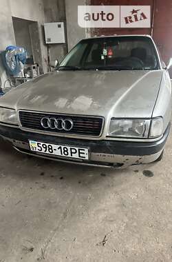 Седан Audi 80 1987 в Хусте