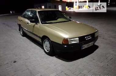 Седан Audi 80 1987 в Горохове