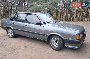 Седан Audi 80 1984 в Запорожье