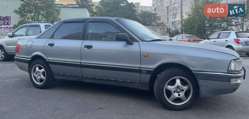Седан Audi 80 1988 в Киеве