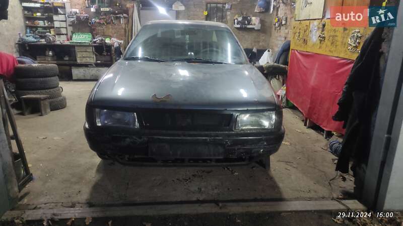 Седан Audi 80 1988 в Харькове