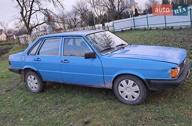 Седан Audi 80 1982 в Луцьку