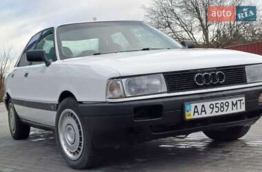 Седан Audi 80 1989 в Бершаді