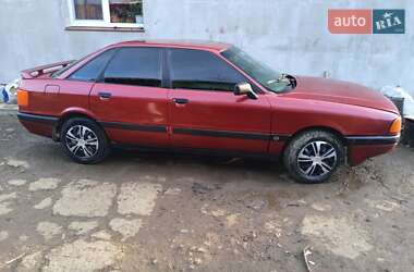 Седан Audi 80 1987 в Калуше