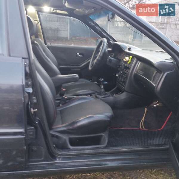 Седан Audi 80 1988 в Переяславе