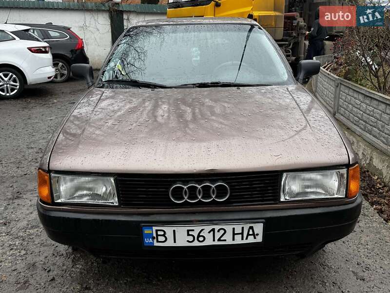 Седан Audi 80 1987 в Полтаві