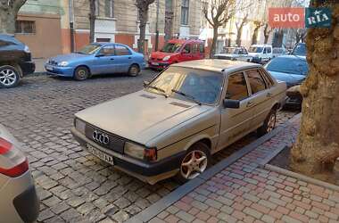 Седан Audi 80 1986 в Черновцах