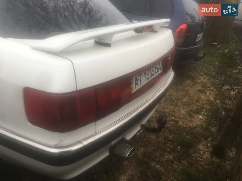 Седан Audi 80 1987 в Городенці