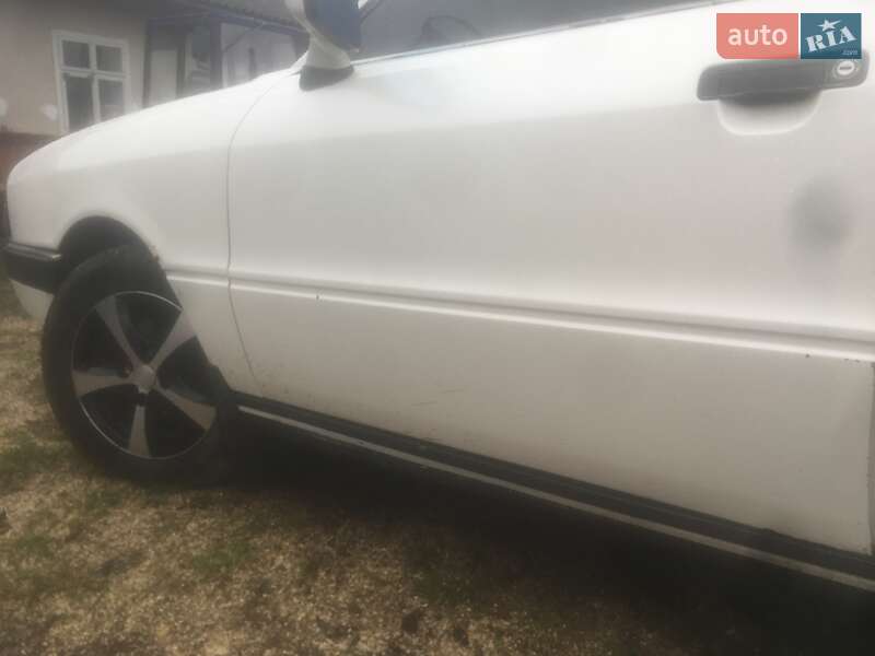 Седан Audi 80 1987 в Городенке