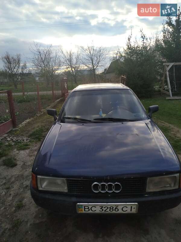 Седан Audi 80 1988 в Луцке фото 2 Седан Audi 80 1988 в Луцке