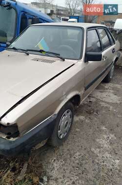 Седан Audi 80 1986 в 