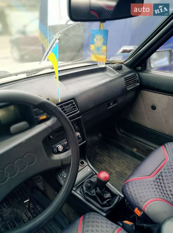 Седан Audi 80 1986 в Полтаві