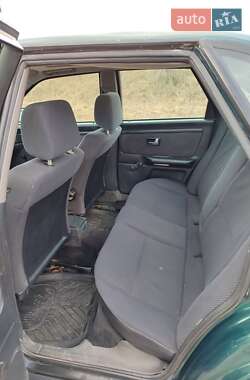Седан Audi 80 1995 в 