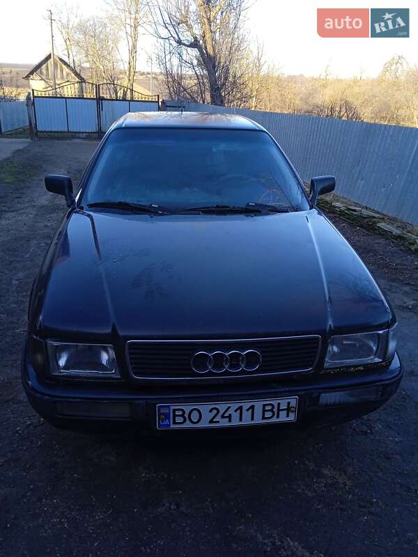 Седан Audi 80 1992 в Кременце