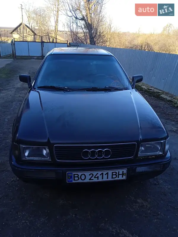 Седан Audi 80 1992 в 