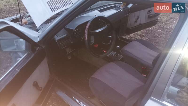 Седан Audi 80 1986 в Кам'янець-Подільському