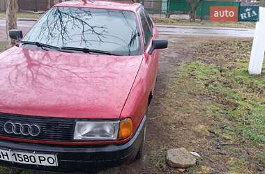 Седан Audi 80 1987 в Измаиле