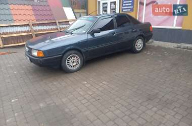 Седан Audi 80 1990 в Косове