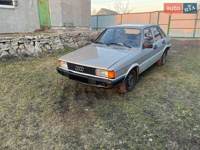 Седан Audi 80 1980 в Днепре