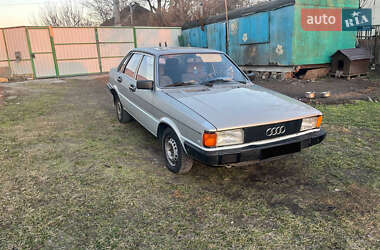 Седан Audi 80 1980 в Дніпрі