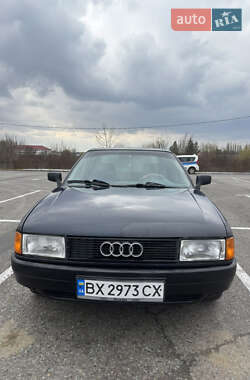 Седан Audi 80 1989 в Чернівцях