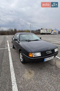 Седан Audi 80 1989 в Чернівцях