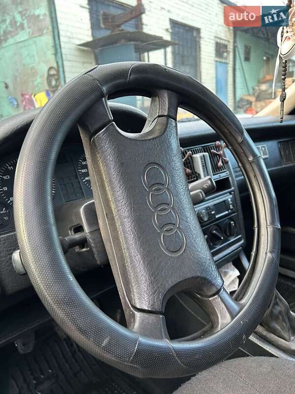 Седан Audi 80 1989 в Чернигове
