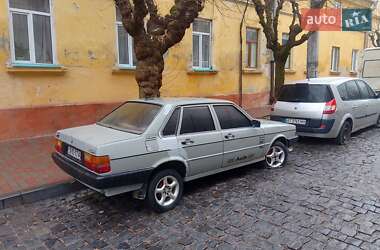 Седан Audi 80 1986 в 