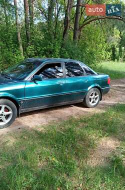 Седан Audi 80 1993 в Коростышеве