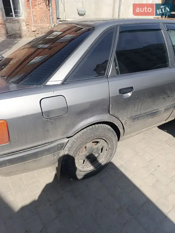 Audi 80