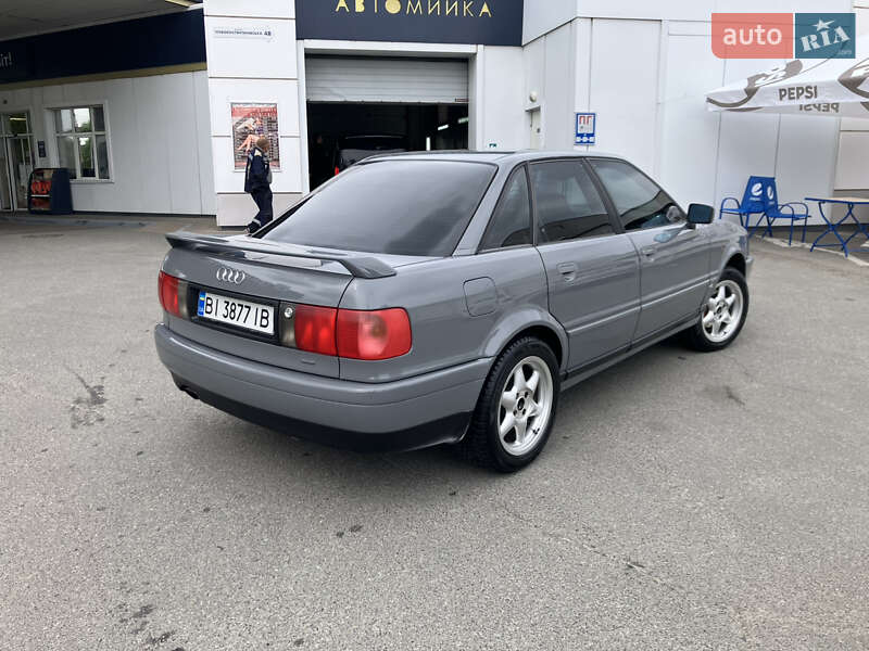 Седан Audi 80 1994 в Киеве