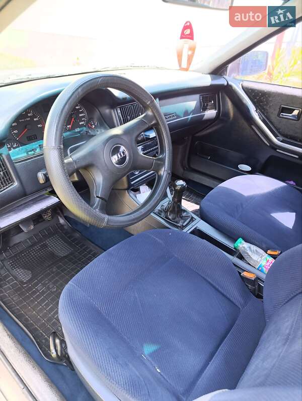 Седан Audi 80 1993 в Берегово фото 15 Седан Audi 80 1993 в Берегово